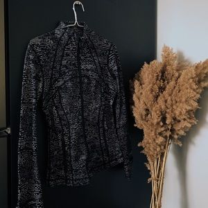 Lululemon Women’s Define Jacket - Size 6